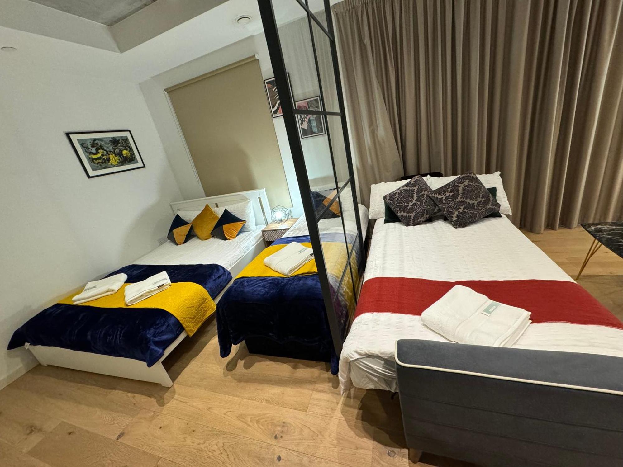 Amazing Cosy Apartment, Next To O2 Arena And Close To London Excel, Secure Parking Ngoại thất bức ảnh